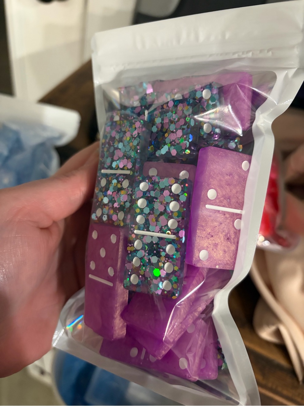 Purple Glitter Domino Set – Home Party Supplies